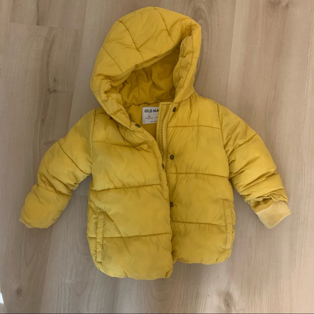 Old navy puffer jacket yellow 2T